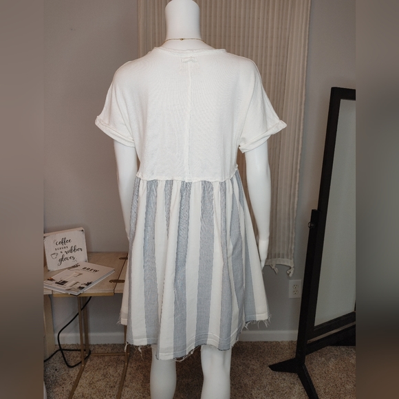 UO MARGO MIXED HENLEY T-SHIRT DRESS IN WHITE, XS - Picture 9 of 14